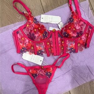 For Love And Lemons Floral Embroidered Bra Set - Pink